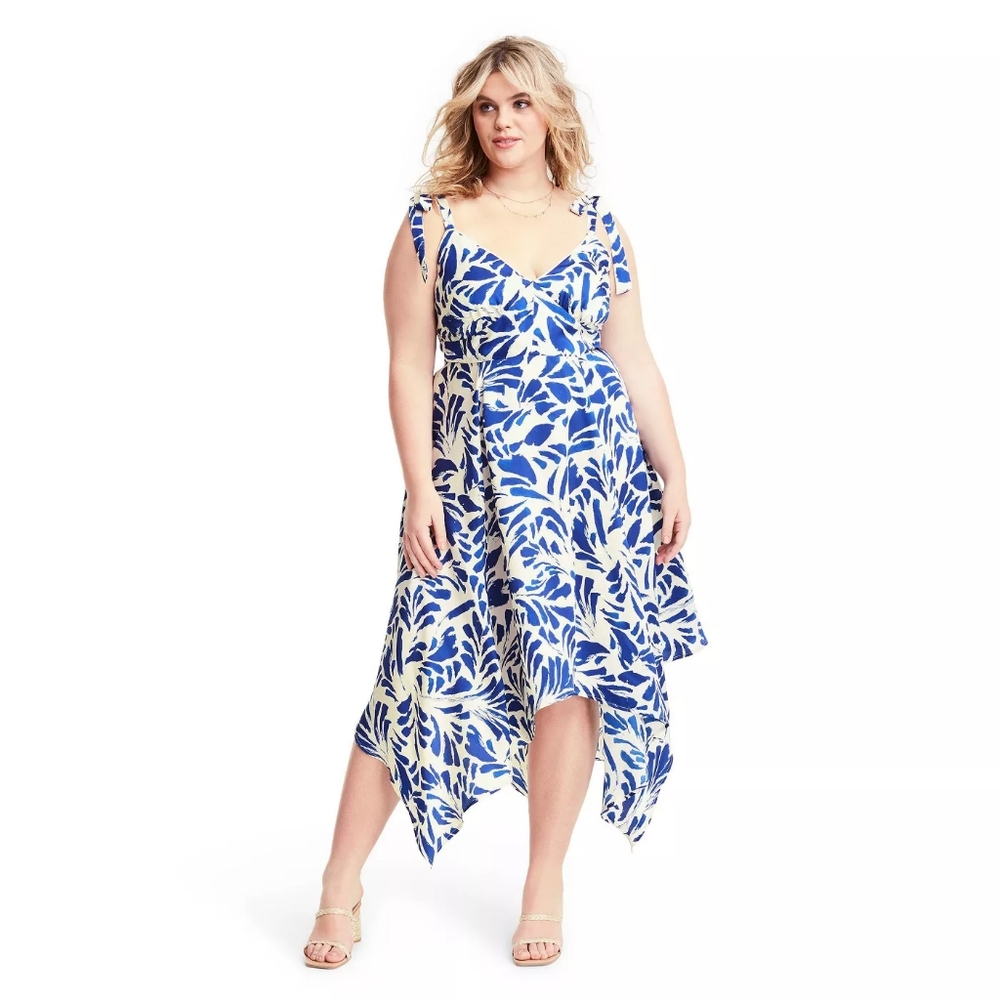 NWOT Alexis target Blue floral sleeveless dress L